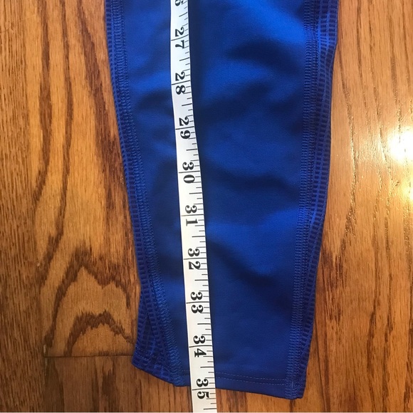 Under Armour Women’s Heatgear Compression Leggings; Size XS; blue; NWT - Picture 4 of 9